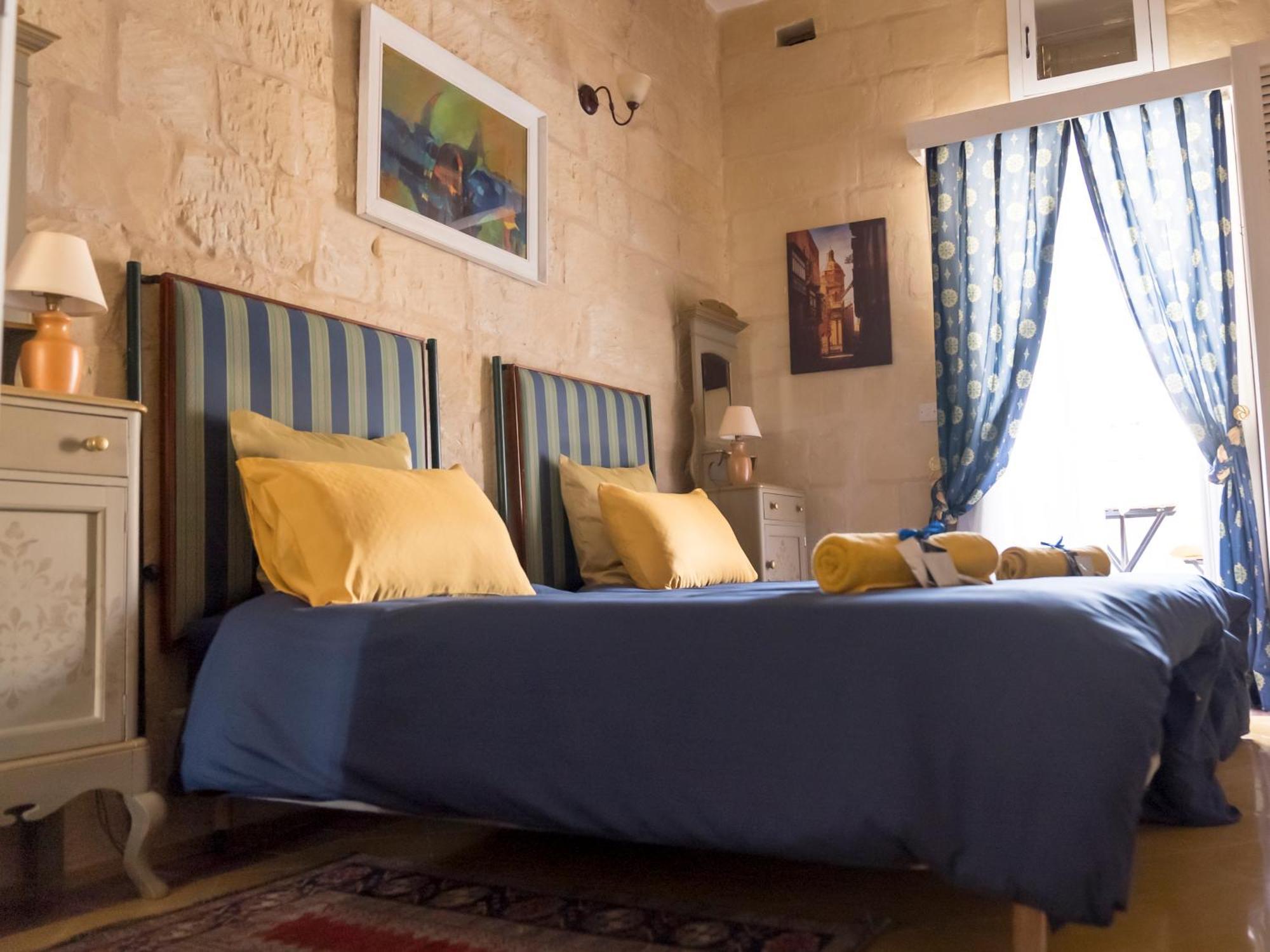 The Knight - Heritage & Art Home At Birgu Square Eksteriør billede