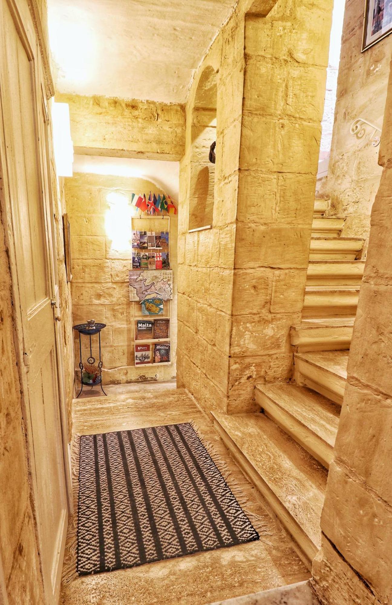 The Knight - Heritage & Art Home At Birgu Square Eksteriør billede
