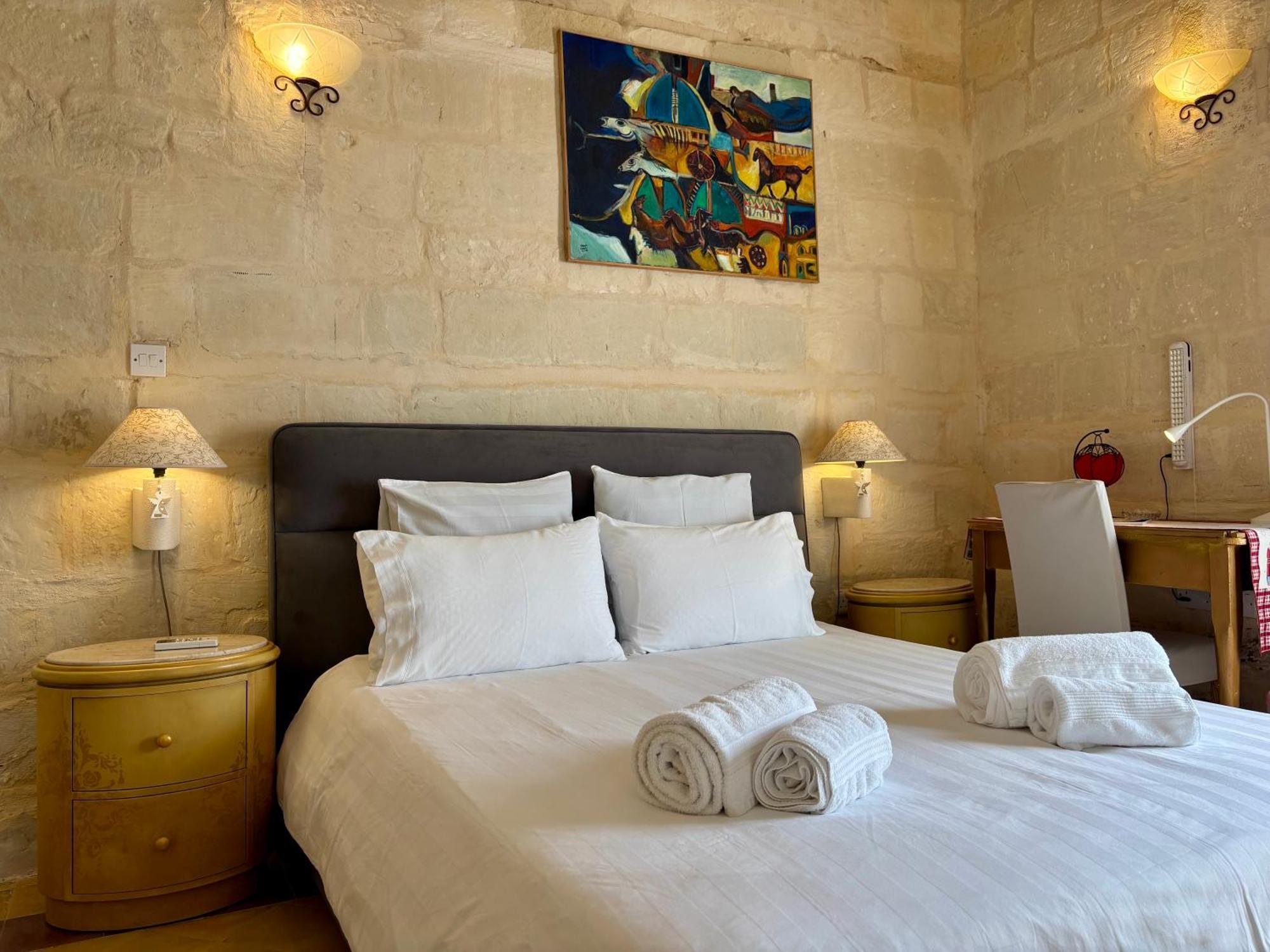 The Knight - Heritage & Art Home At Birgu Square Eksteriør billede