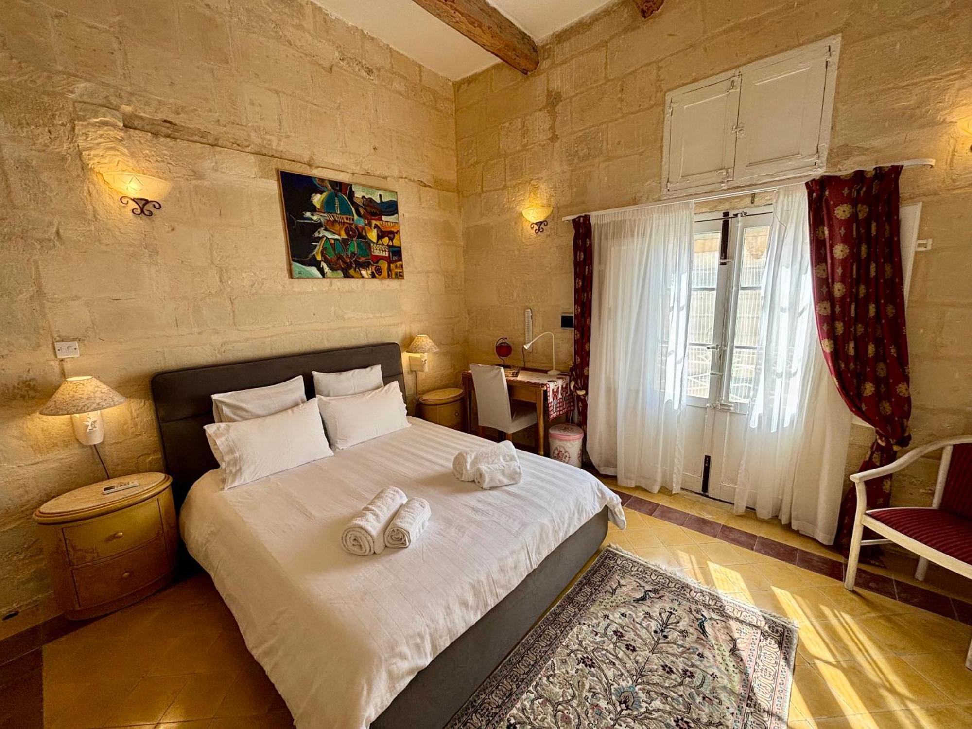The Knight - Heritage & Art Home At Birgu Square Eksteriør billede